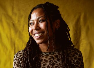 Keshia Sakarah’s Christmas Table